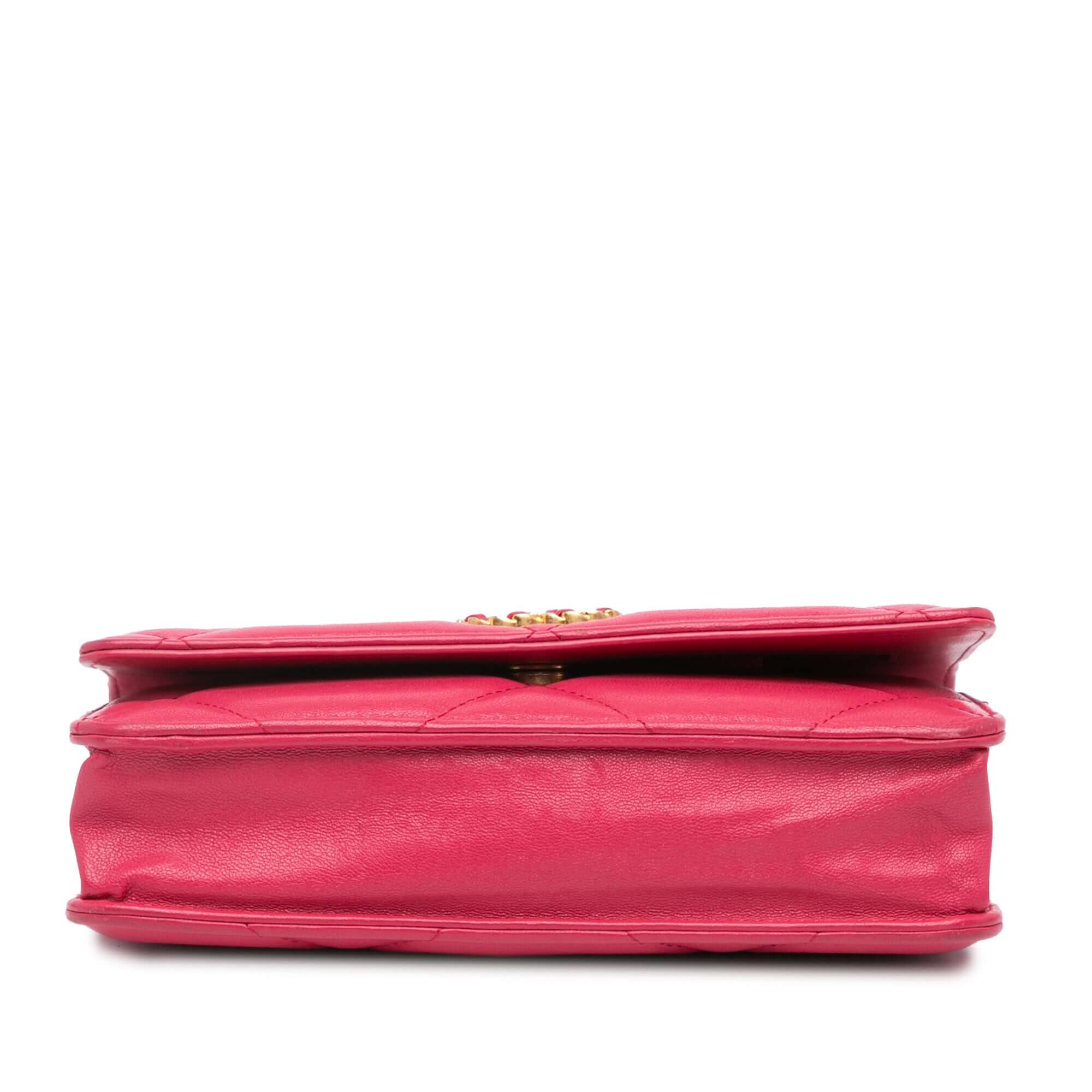 Chanel Quilted Lambskin 19 Wallet on Chain