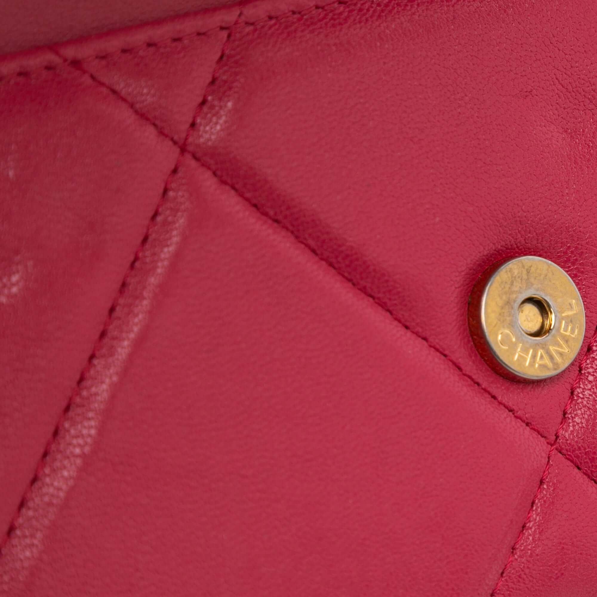 Chanel Quilted Lambskin 19 Wallet on Chain