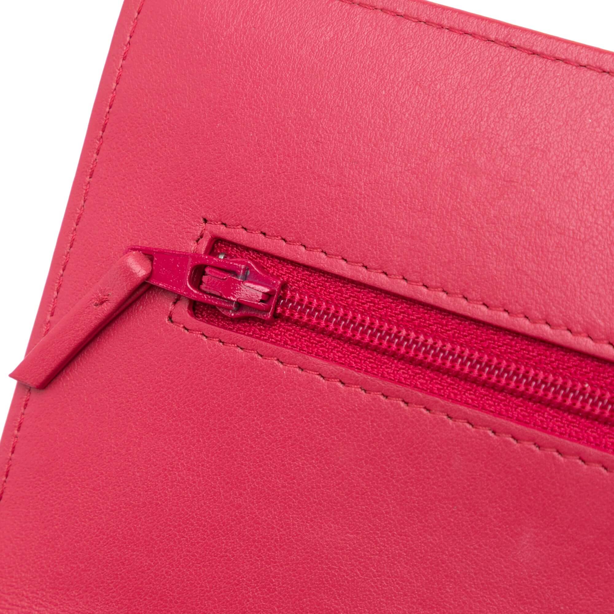 Chanel Quilted Lambskin 19 Wallet on Chain