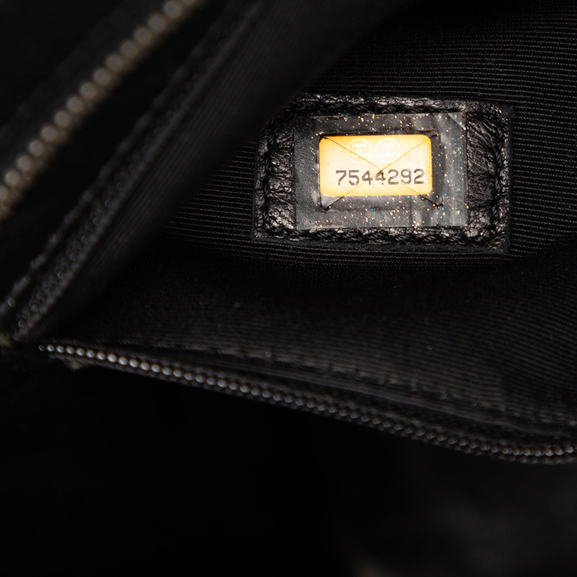 Chanel Caviar Medallion Tote - image 6