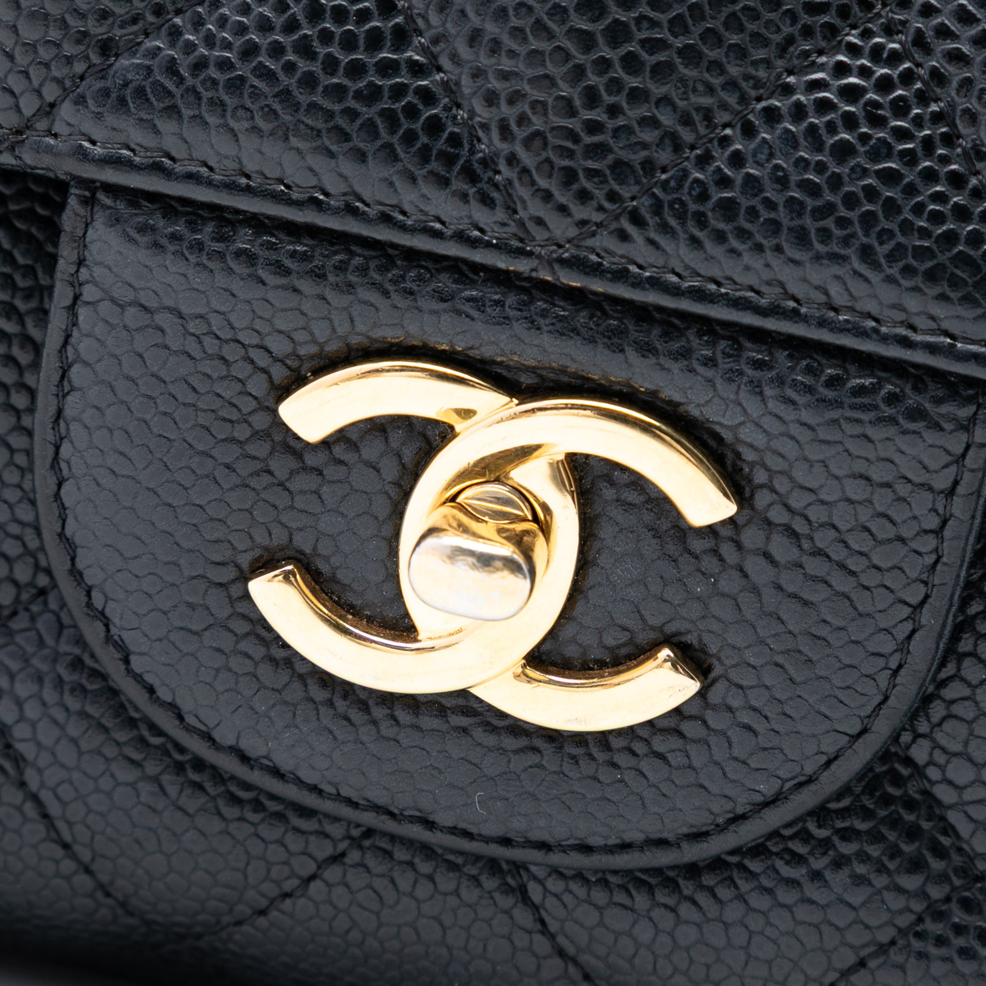 Chanel Jumbo Classic Caviar Double Flap - image 5