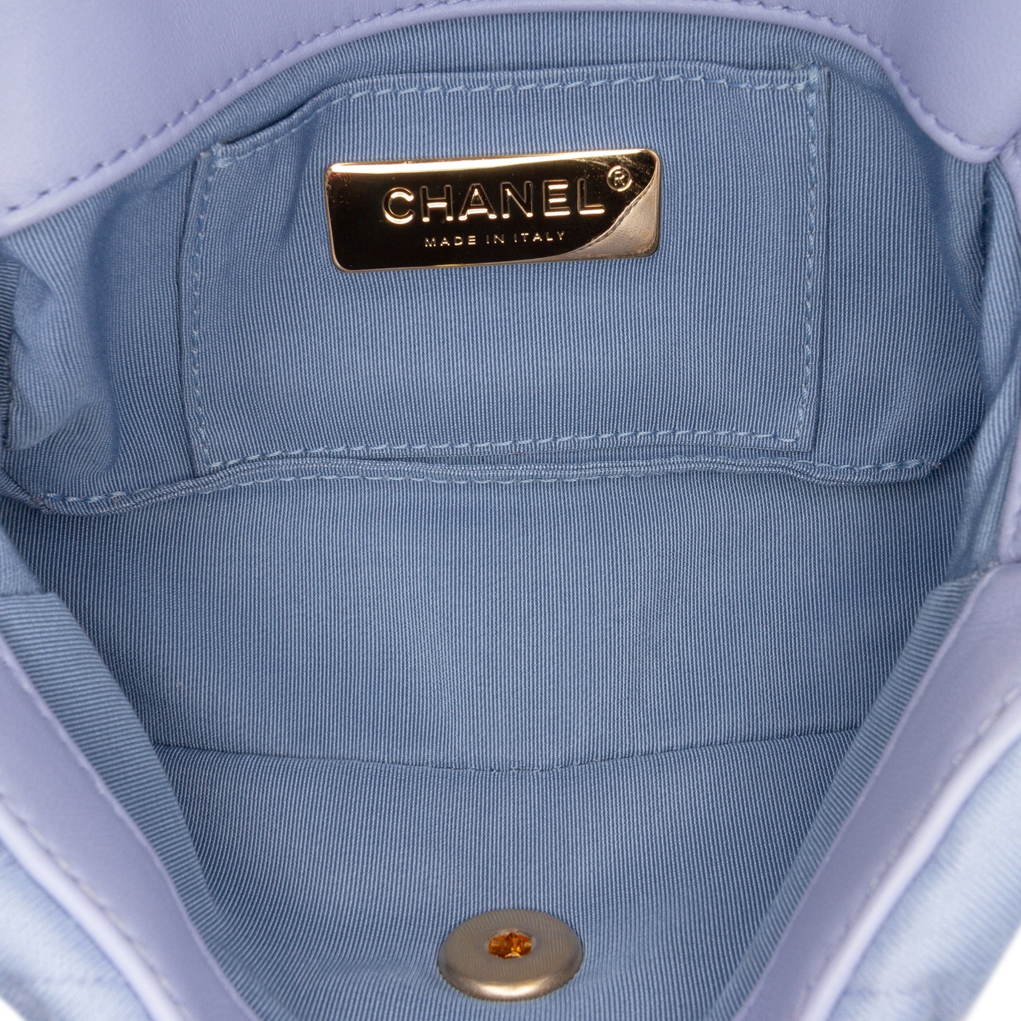 Chanel Jersey 19 Flap Belt Bag - image 4