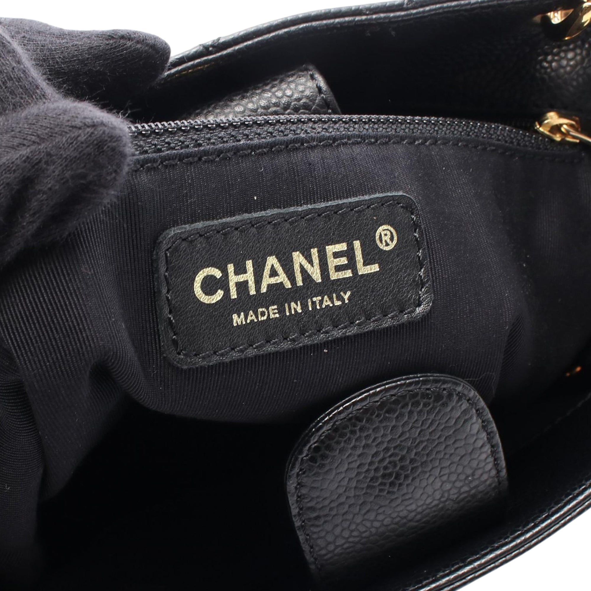 Chanel Caviar Petite Shopping Tote - image 4
