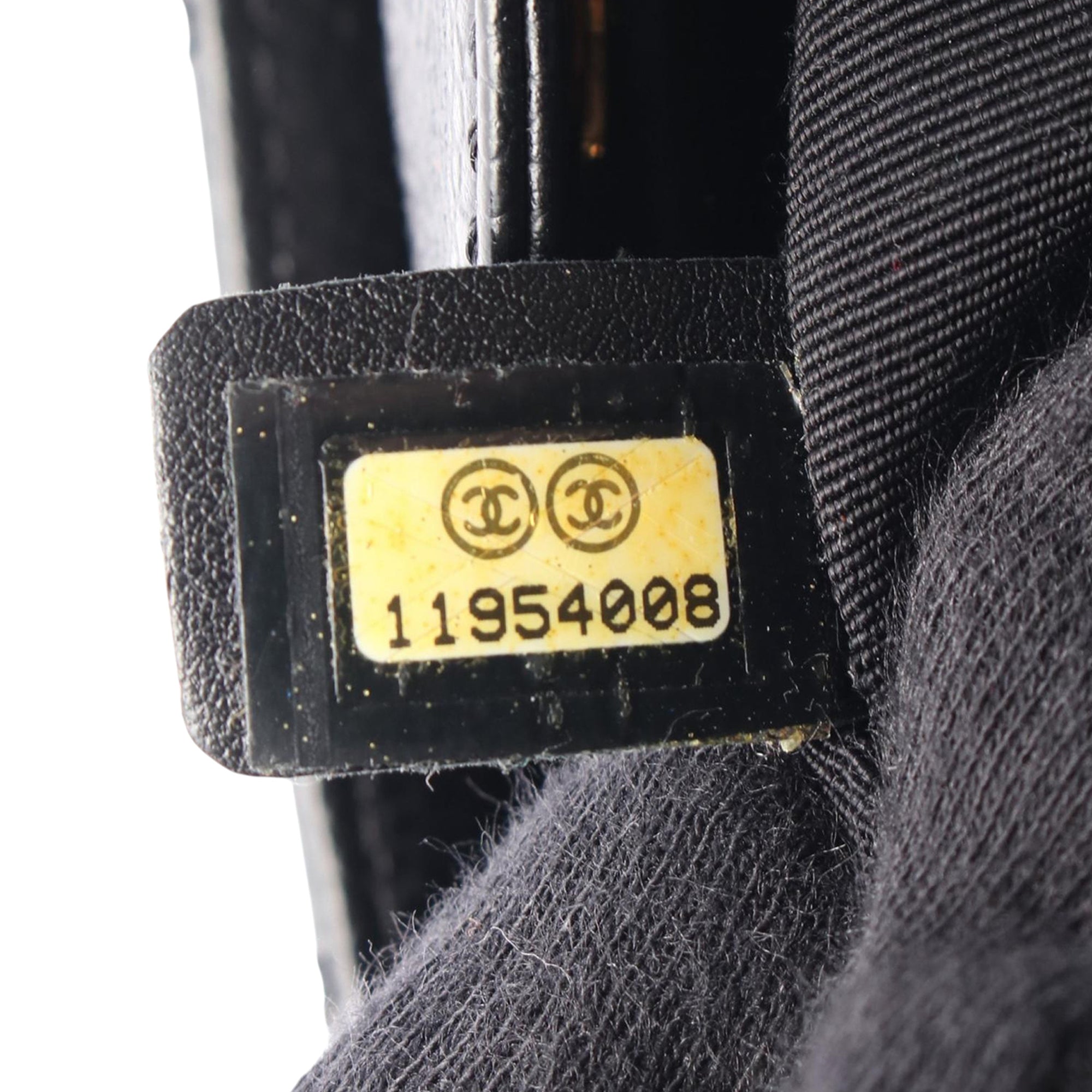 Chanel Caviar Petite Shopping Tote - image 5