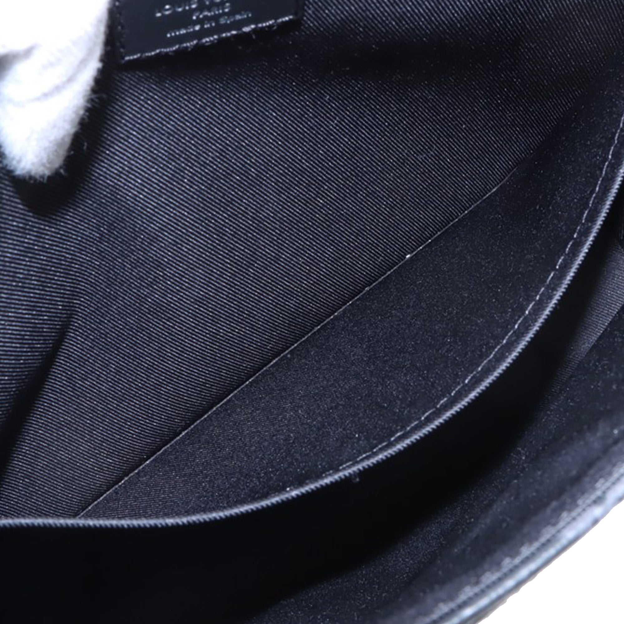 Louis Vuitton Monogram Eclipse District PM - image 4