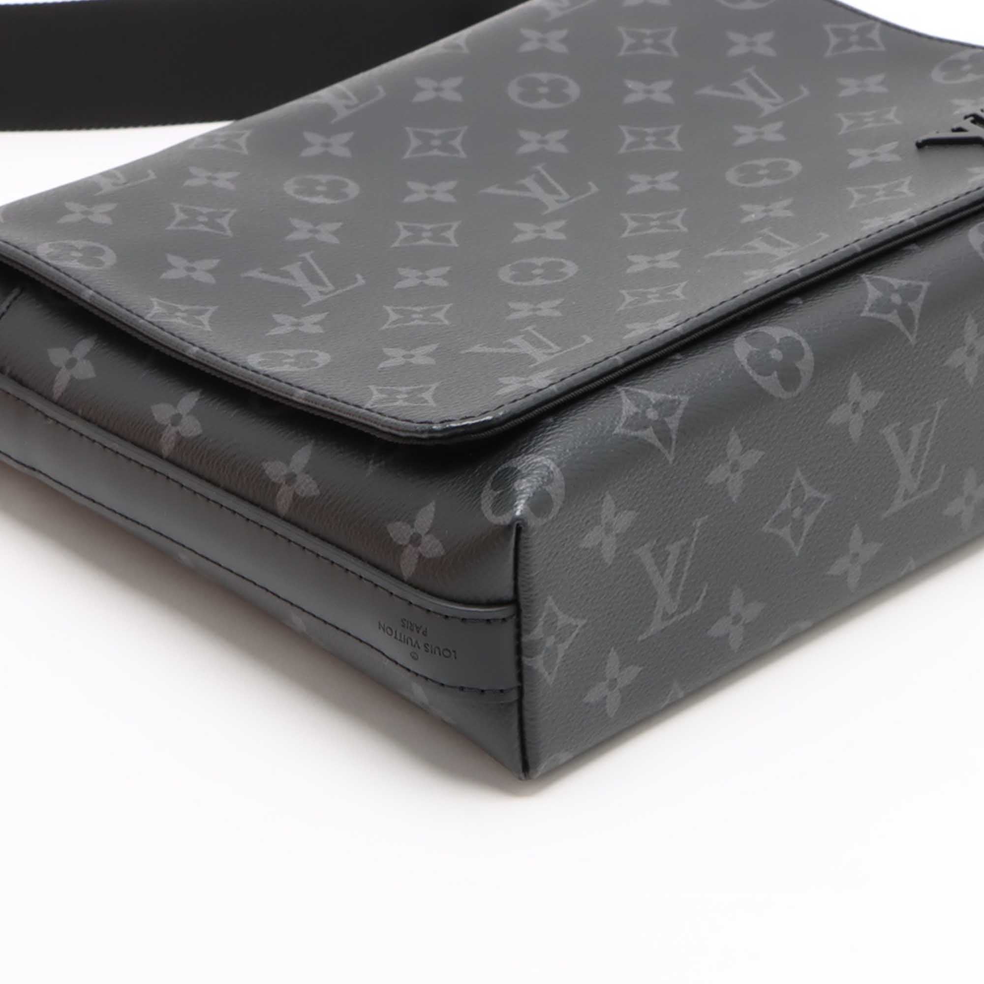 Louis Vuitton Monogram Eclipse District PM - image 8