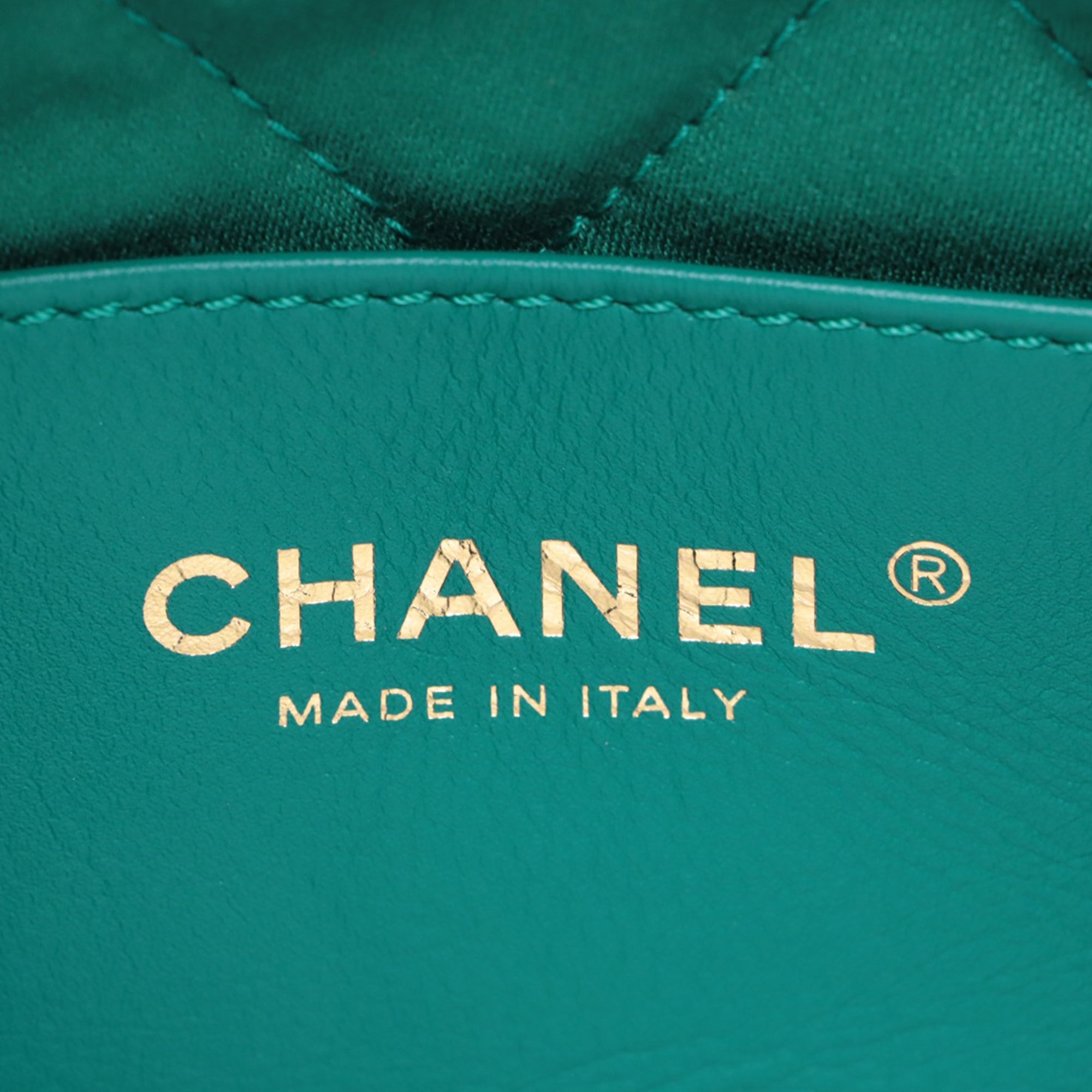 Chanel Mini Shiny Calfskin 22 Handbag - image 5