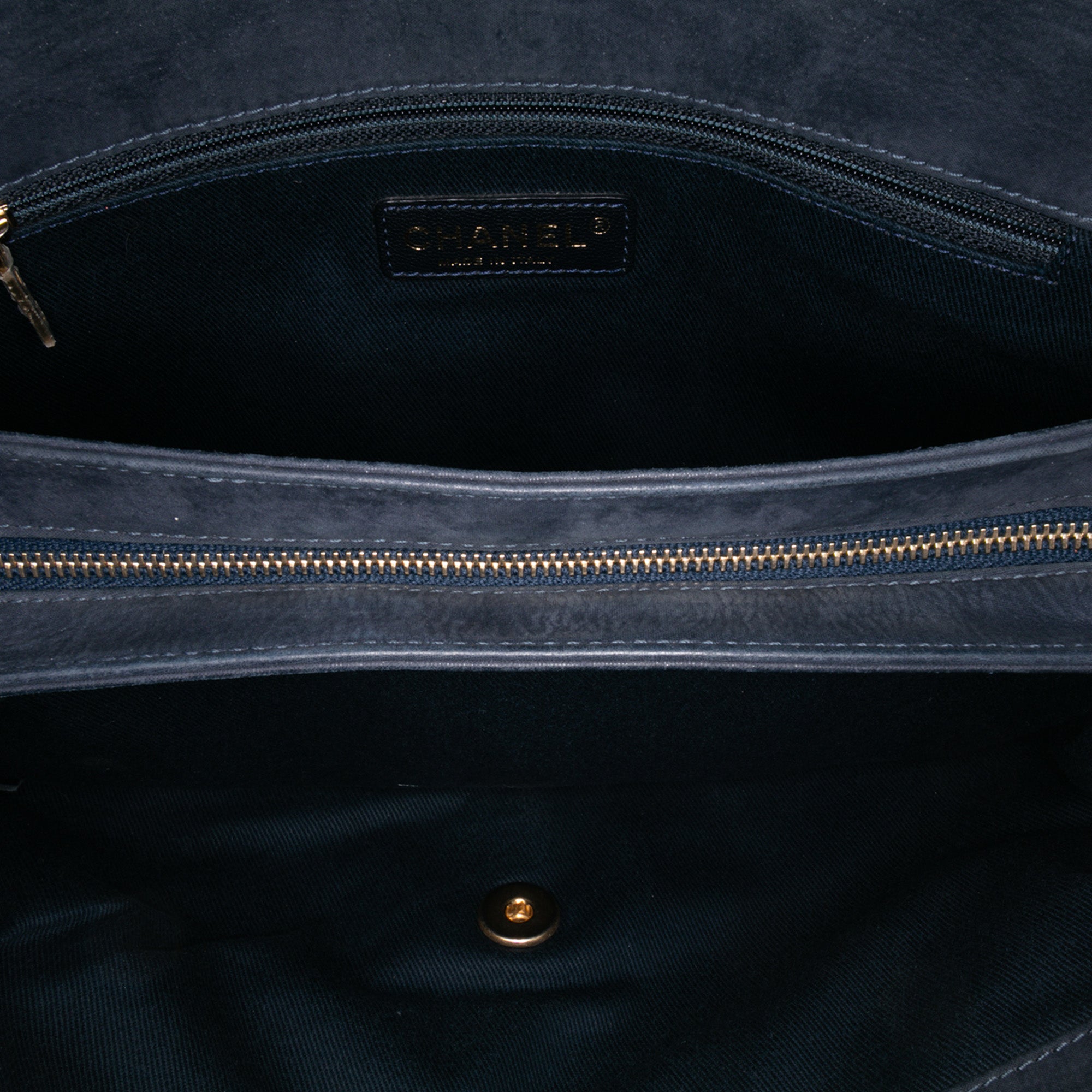 Chanel Jumbo Quilted Calfskin Triple Stitched Flap - image 4