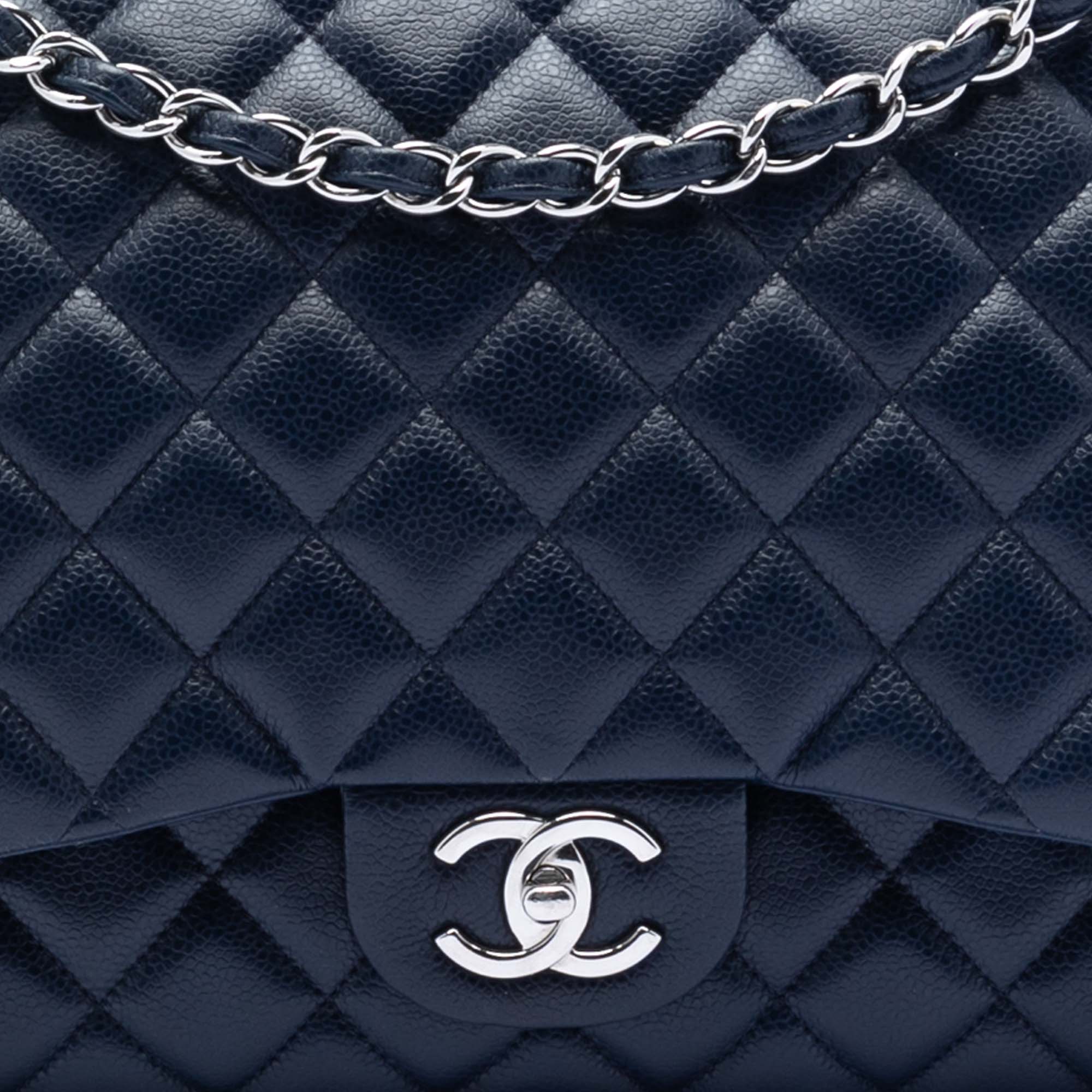 Chanel Maxi Classic Caviar Double Flap - image 7