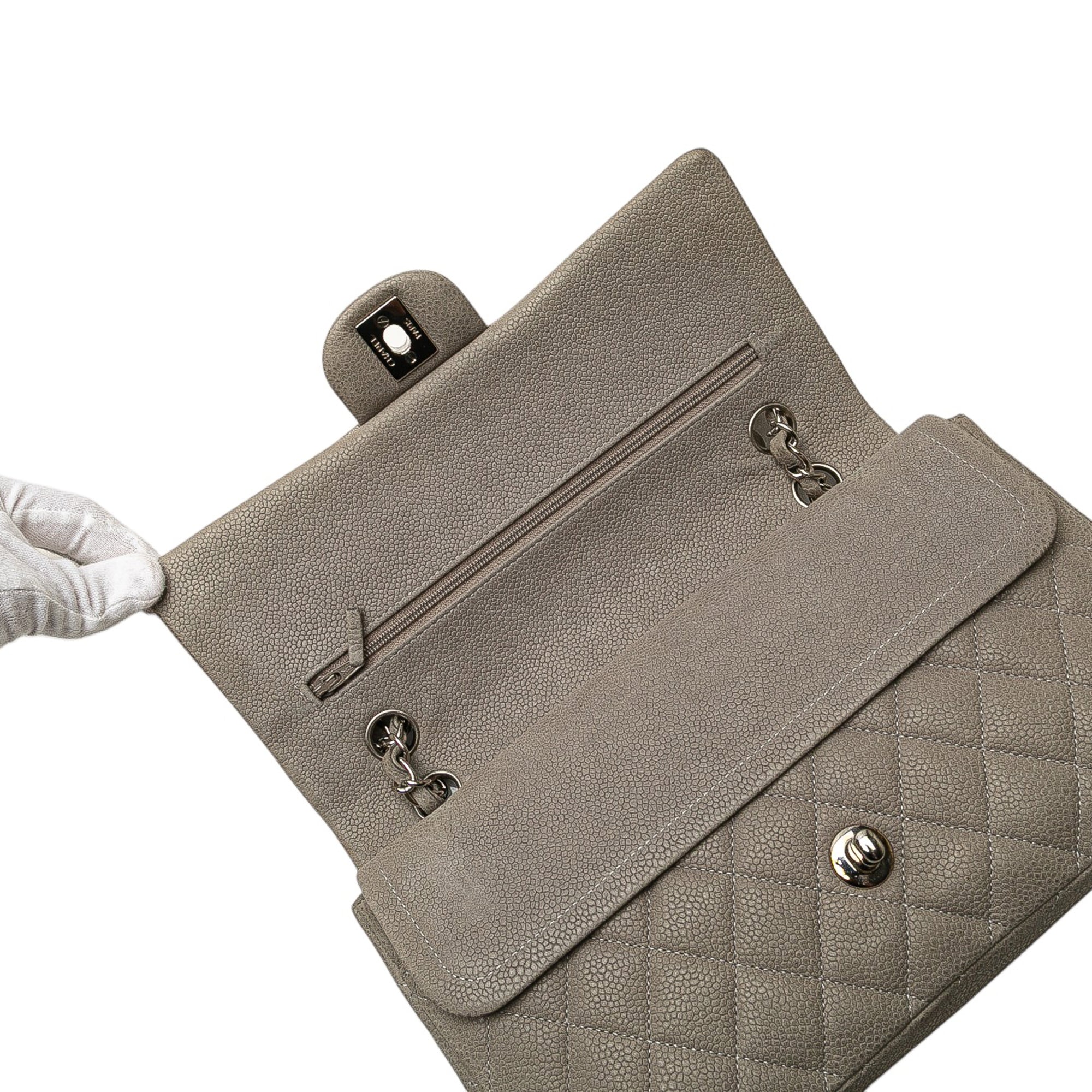 Chanel Medium Classic Caviar Double Flap - image 7