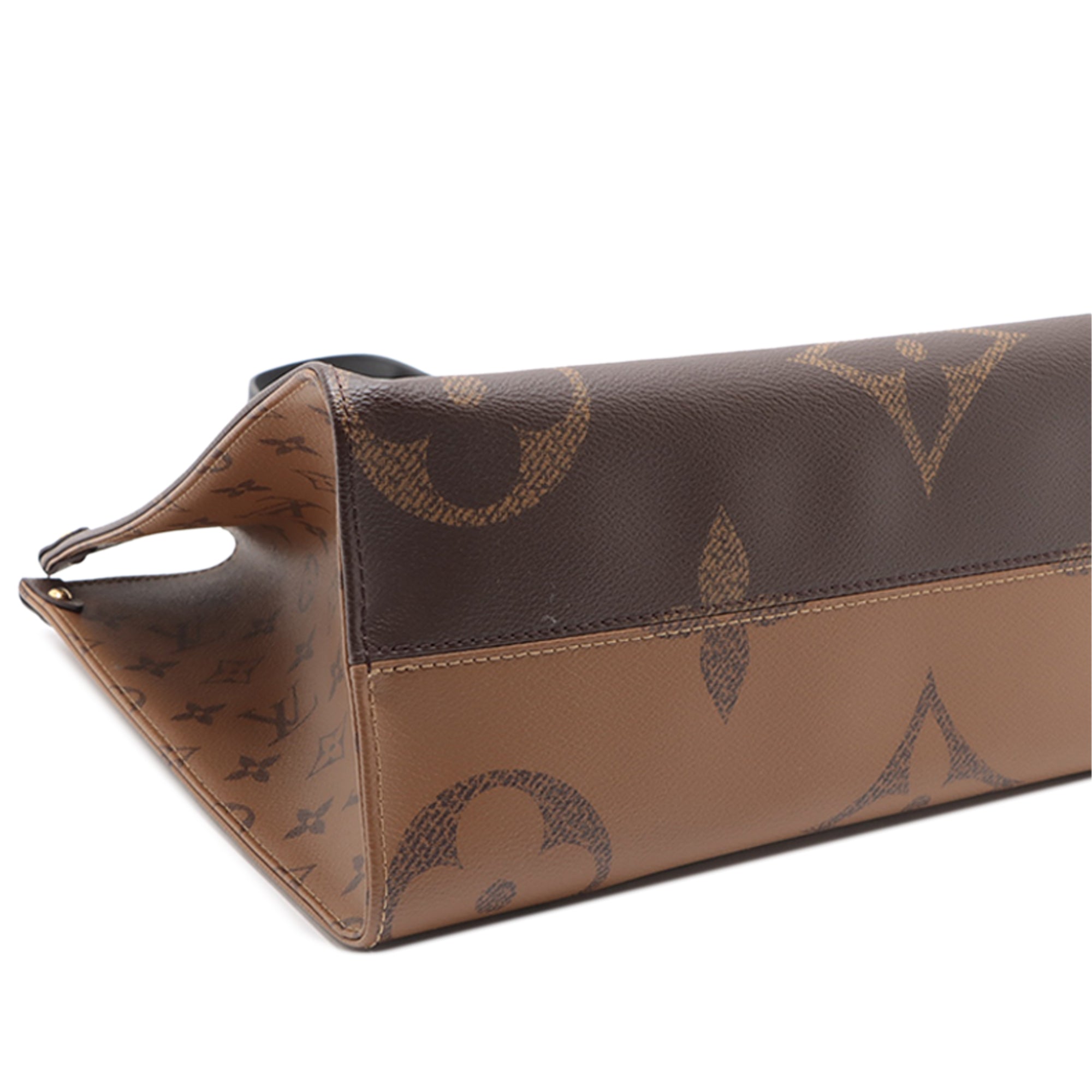 Louis Vuitton Monogram Reverse Giant OnTheGo MM - image 4