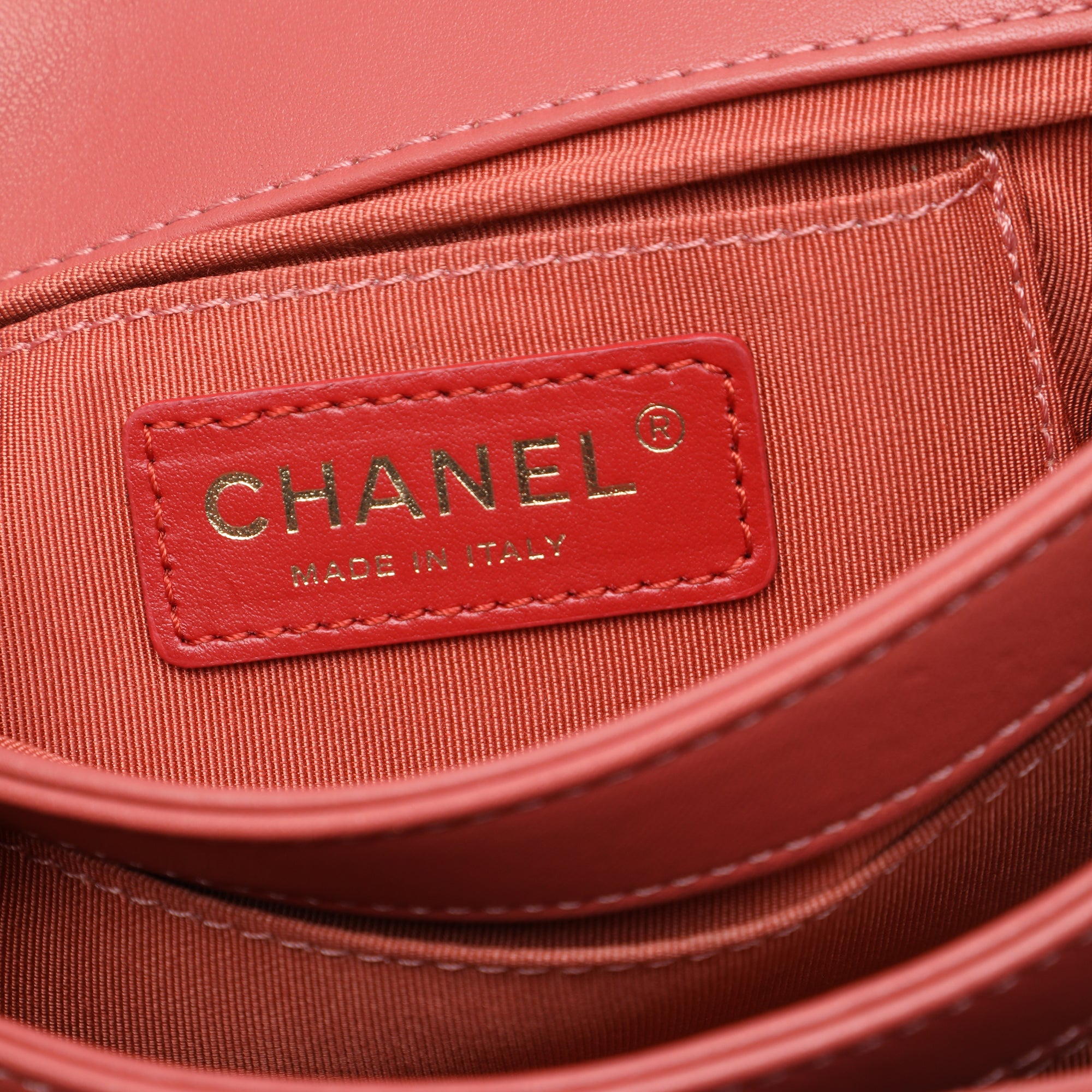 Chanel Small Quilted Lambskin Daily Companion Flap - image 5