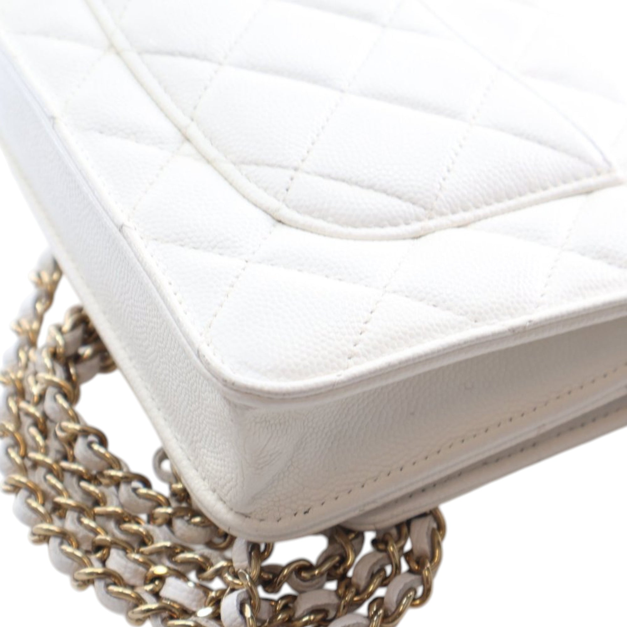 Chanel Classic Caviar Wallet On Chain - image 12