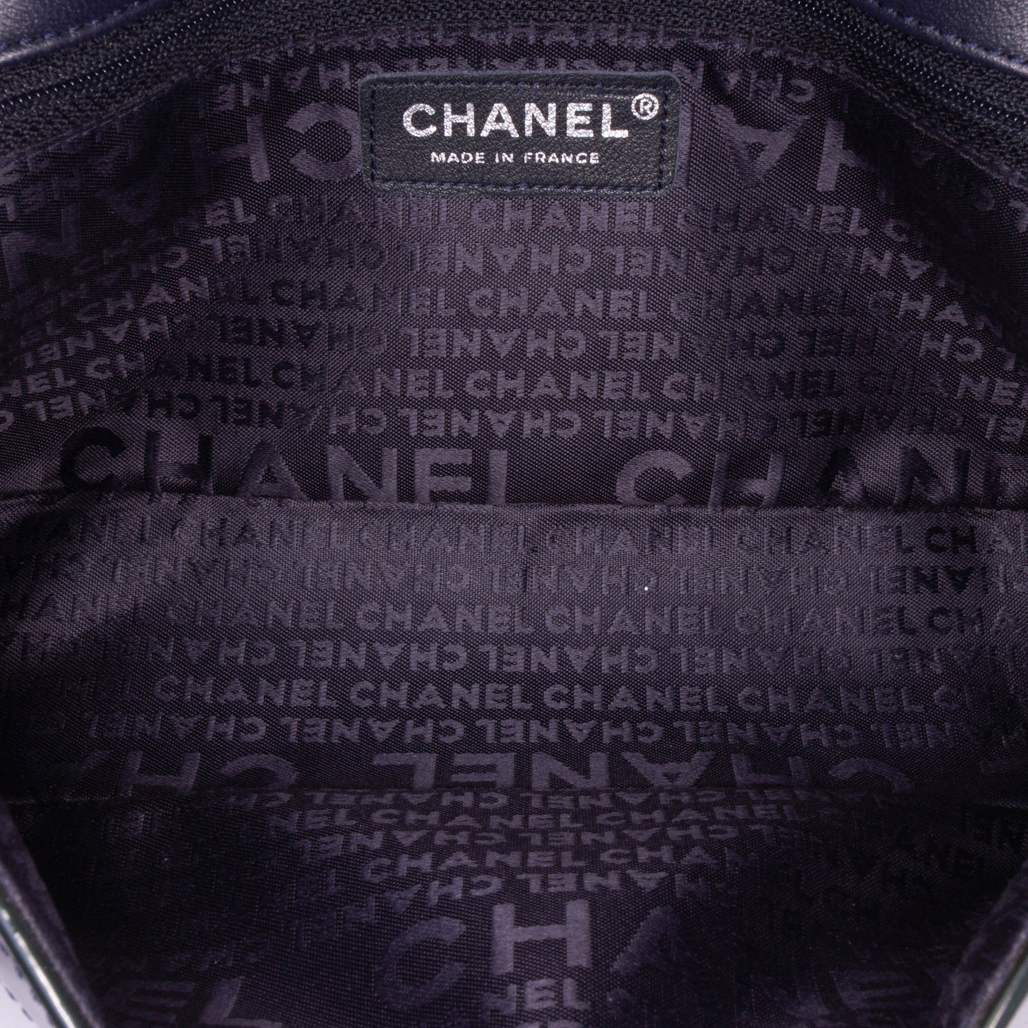 Chanel Medium Quilted Patent Horizontal Single Flap - image 4