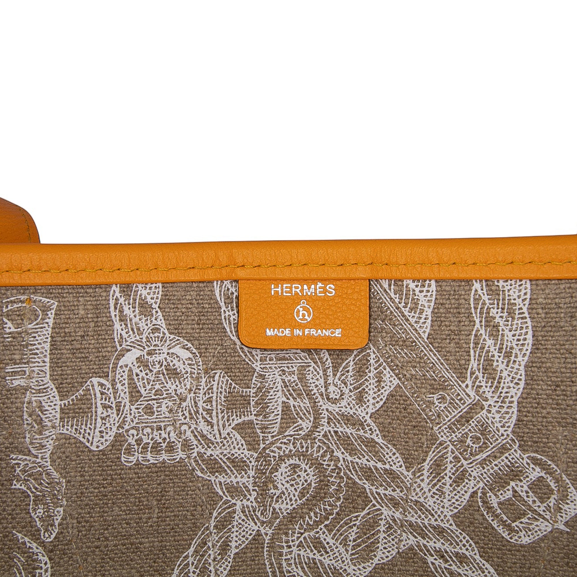 Hermès Evergrain and Toile Petit H Bell Tote - image 6