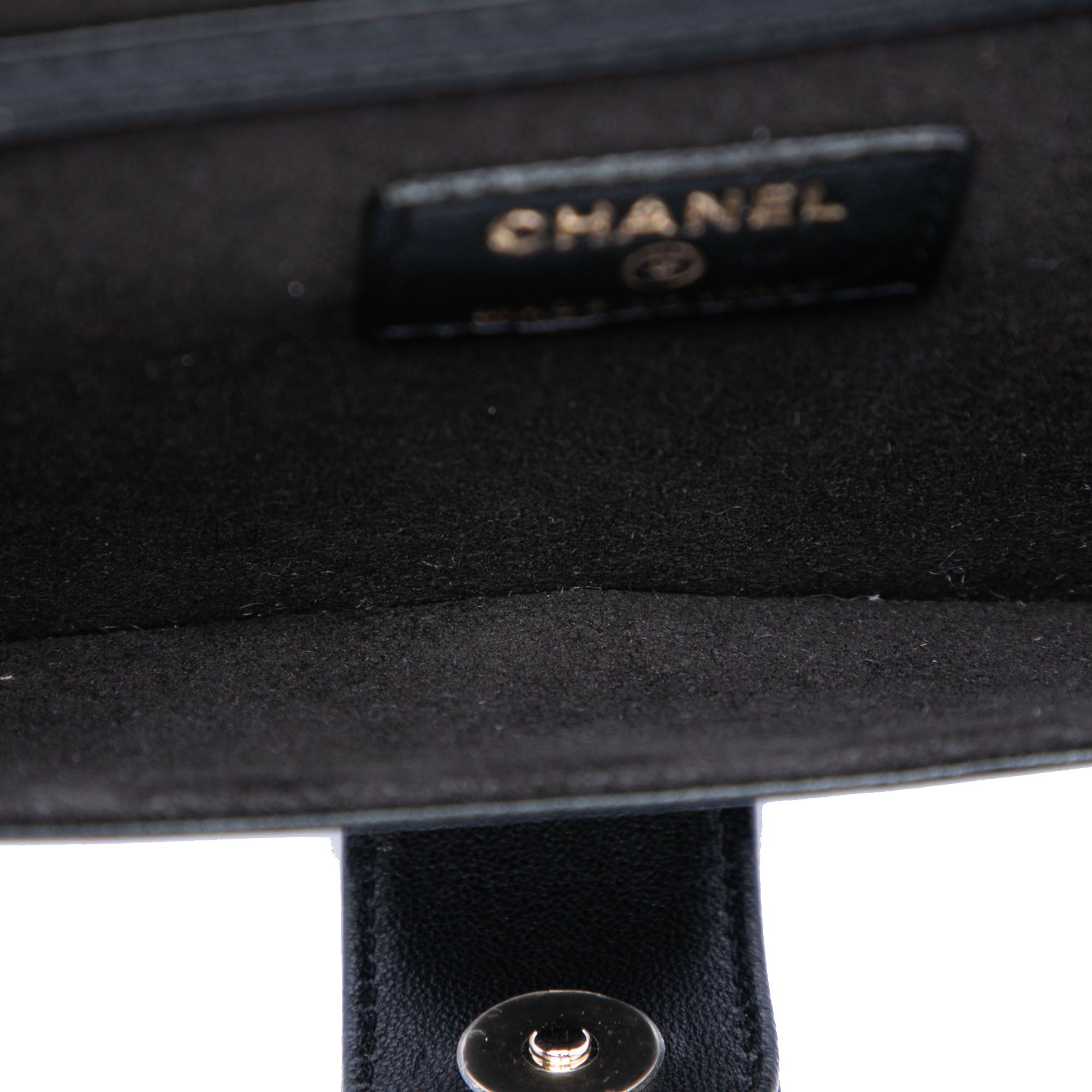 Chanel CC Quilted Lambskin Chain Around Sunglasses Case - image 4
