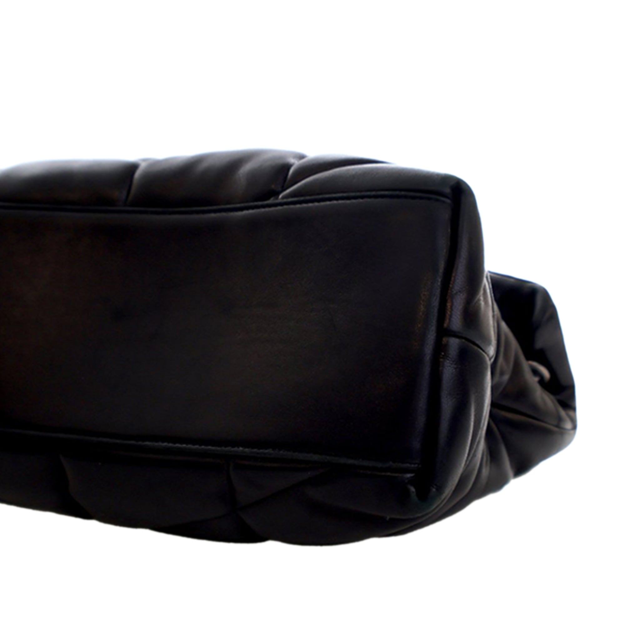 Saint Laurent Medium Matelasse Lambskin Monogram Loulou Puffer Shoulder Bag - image 10