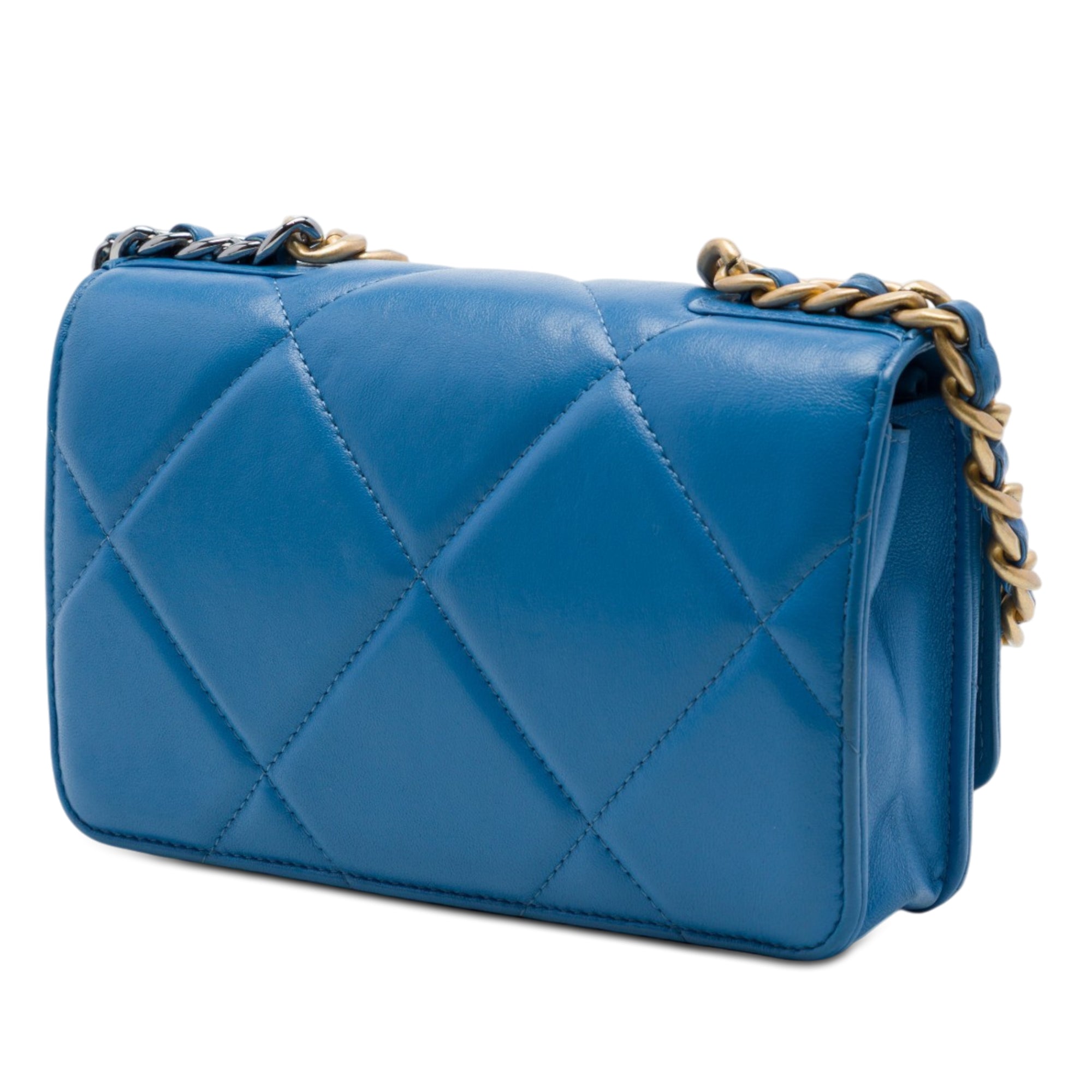 Chanel Quilted Lambskin 19 Wallet On Chain - image 2