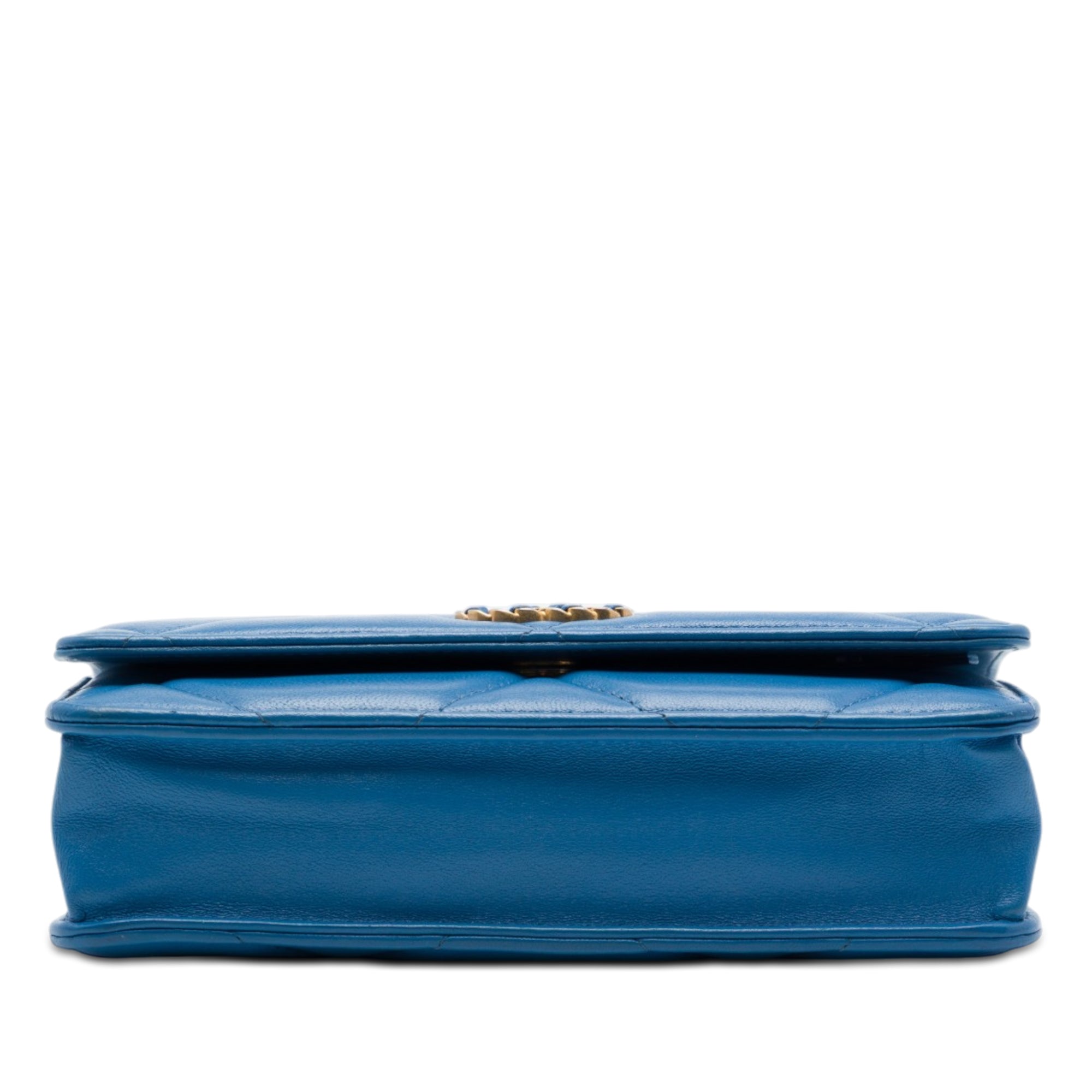 Chanel Quilted Lambskin 19 Wallet On Chain - image 3