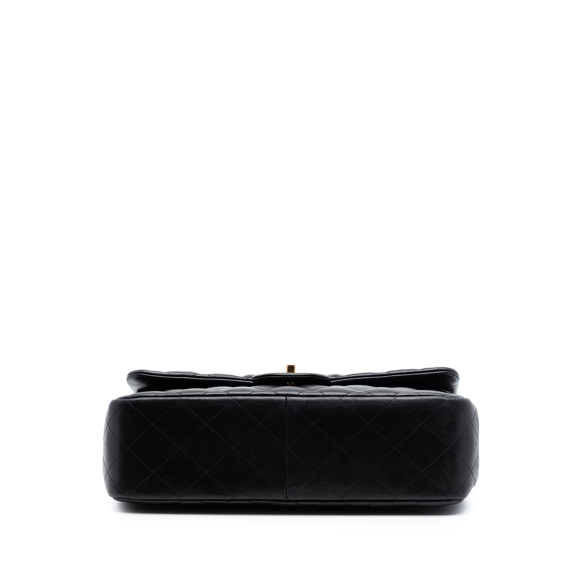 Chanel Jumbo Classic Lambskin Double Flap - image 3