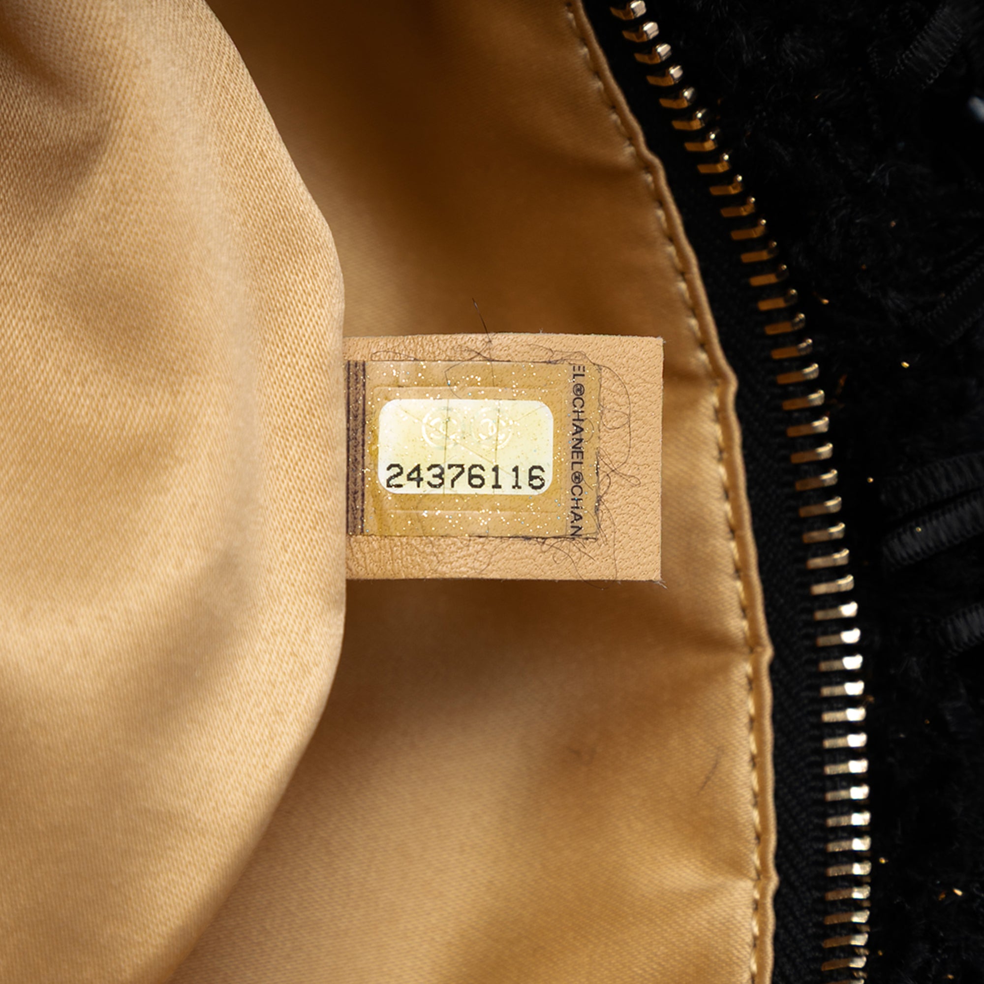 Chanel Paris Cosmopolite Tweed Fringe Clutch - image 6