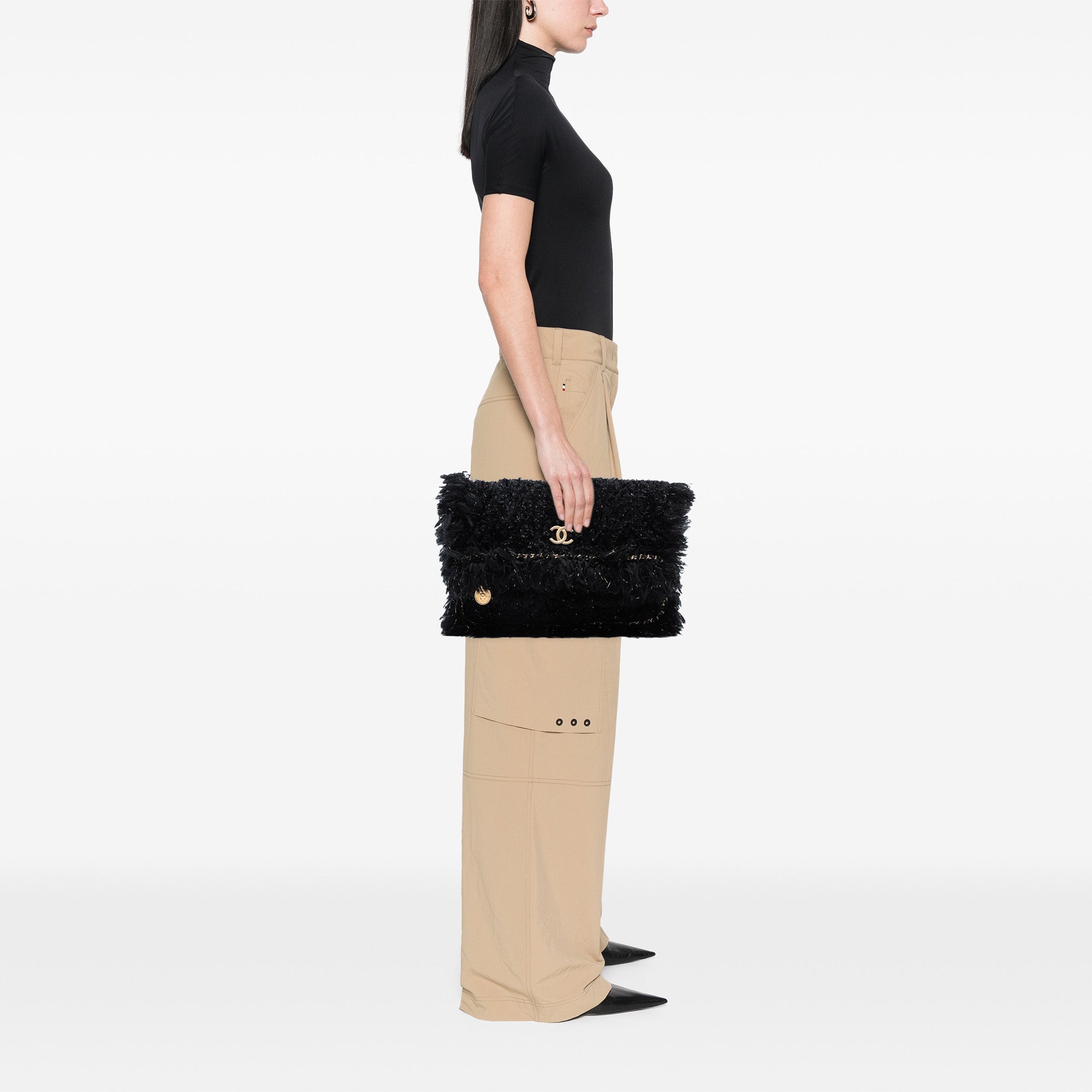 Chanel Paris Cosmopolite Tweed Fringe Clutch - image 7