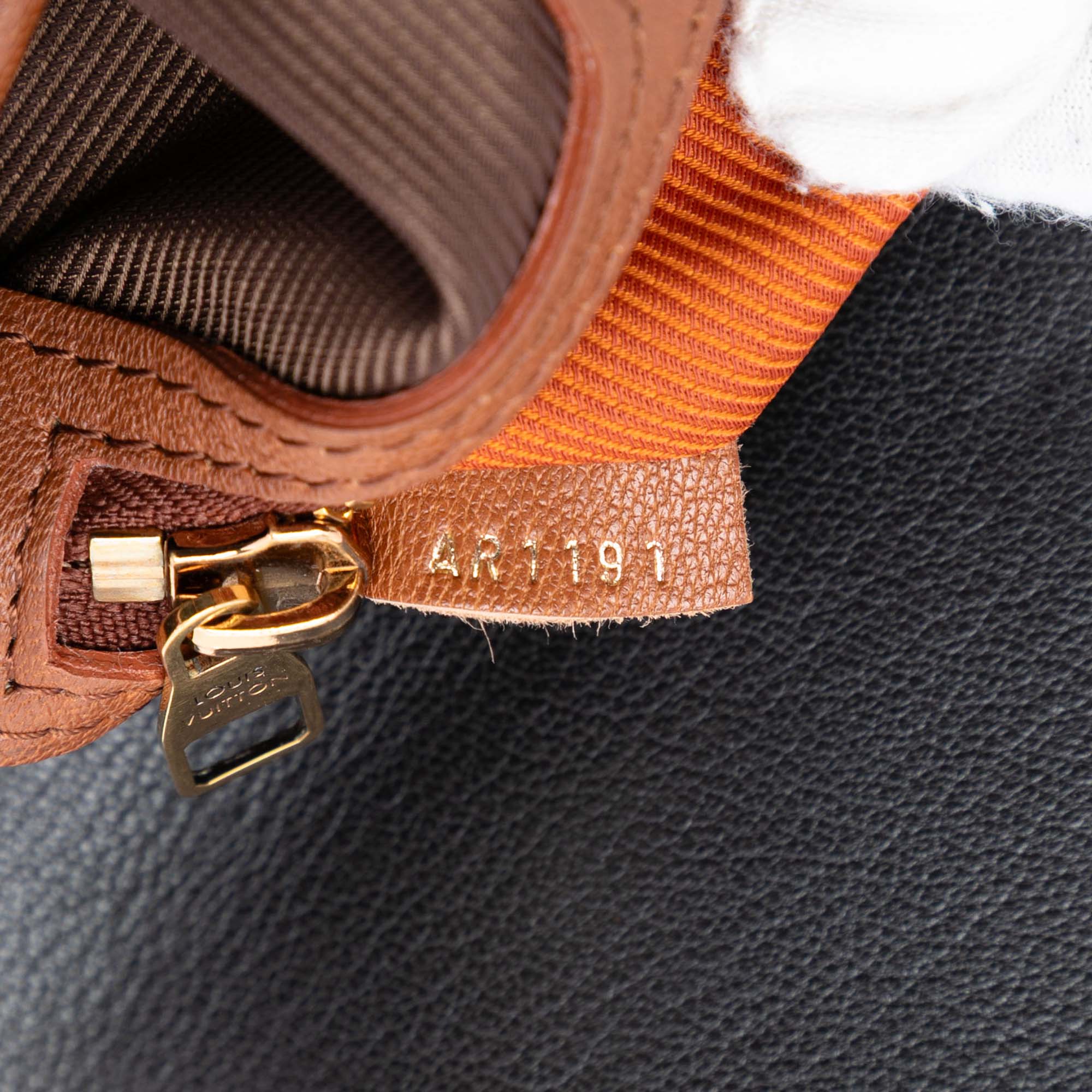Louis Vuitton Limited Edition Monogram Blocks Pochette Plate Shoulder Bag - image 5