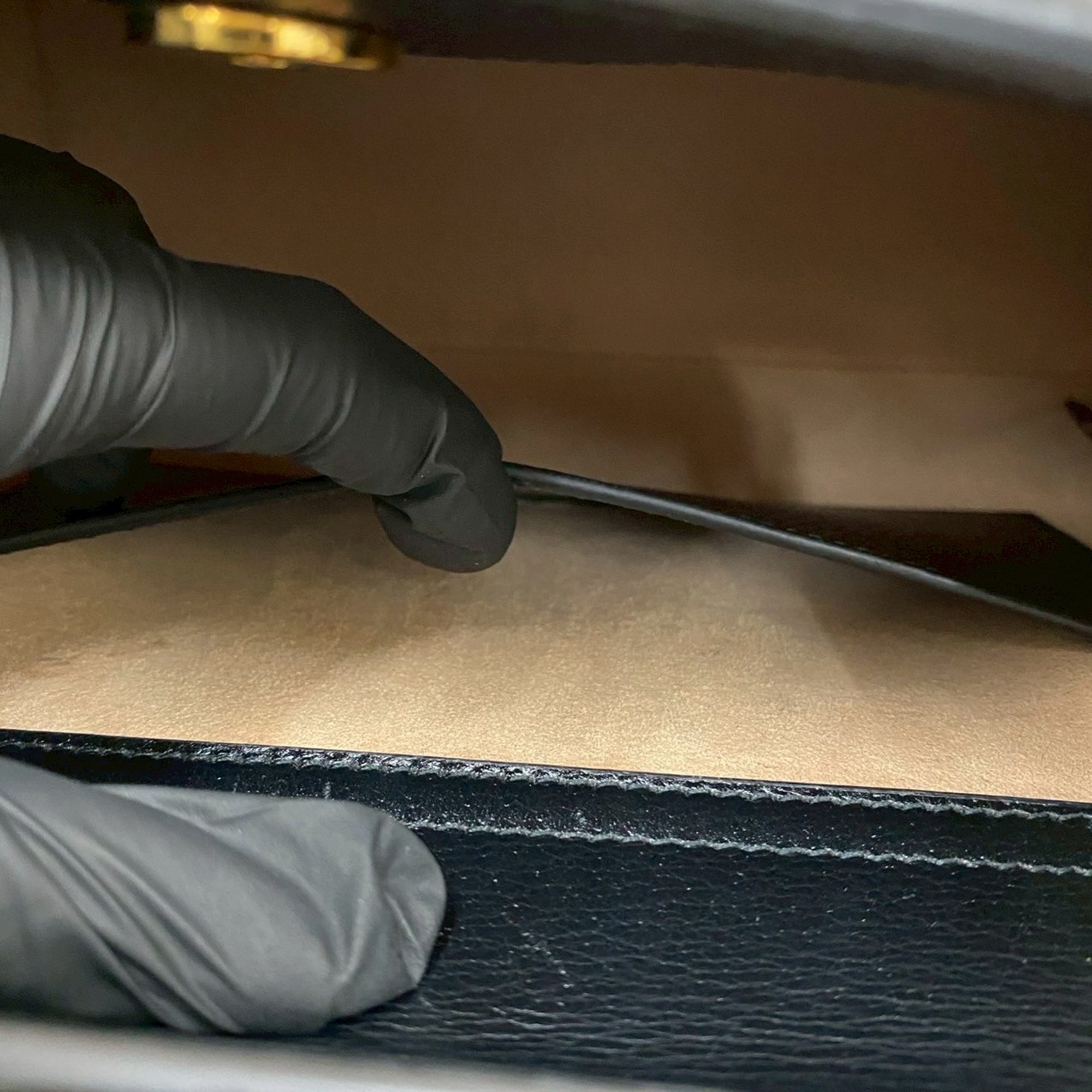 Gucci Medium Calfskin Bamboo Diana Satchel - image 3