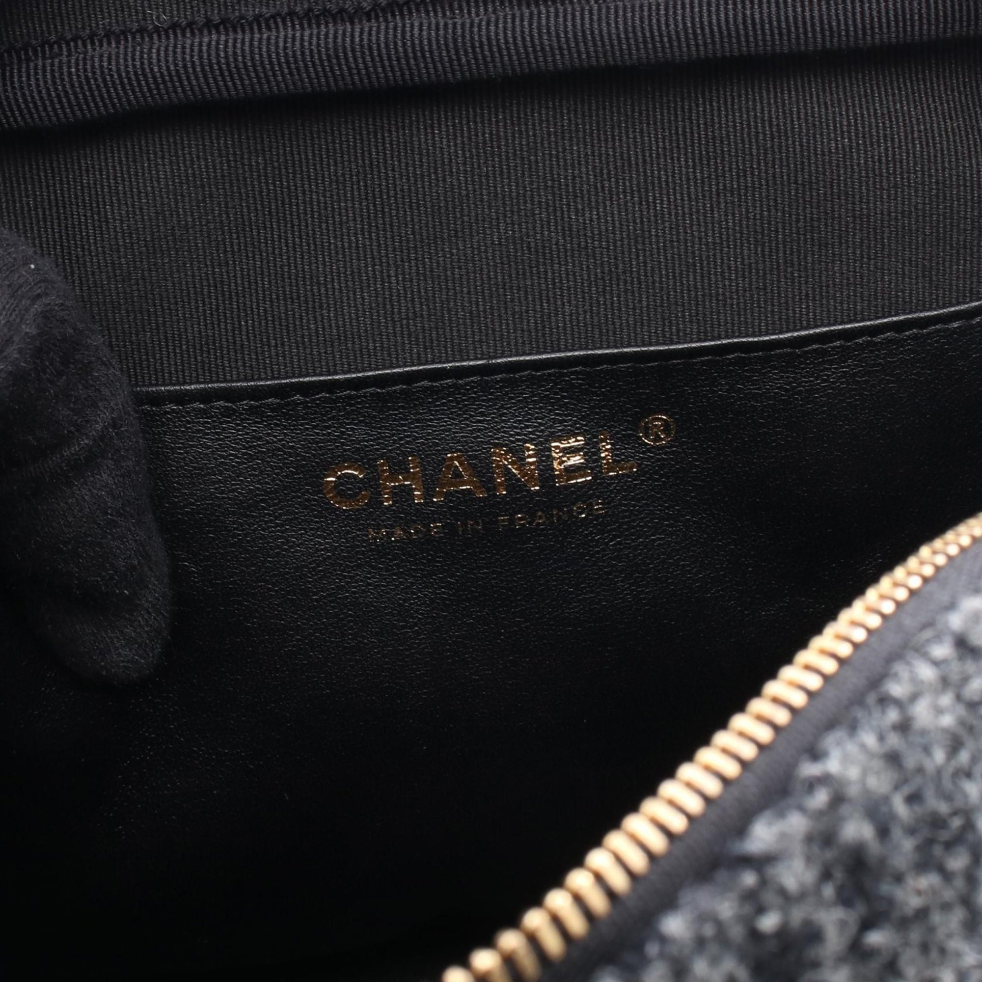 Chanel Small CC Wool Tweed Flap - image 7