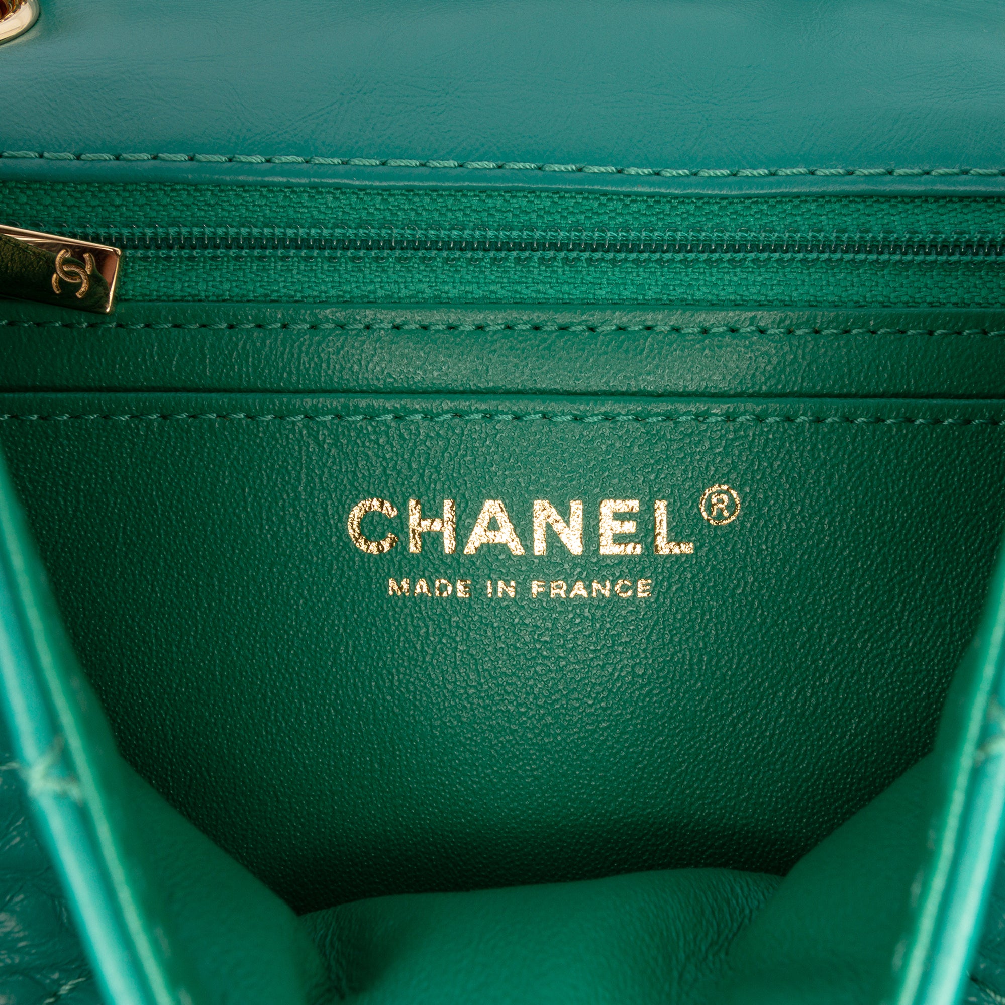 Chanel Quilted Aged Calfskin Reissue 2.55 Single Flap 224 - image 5