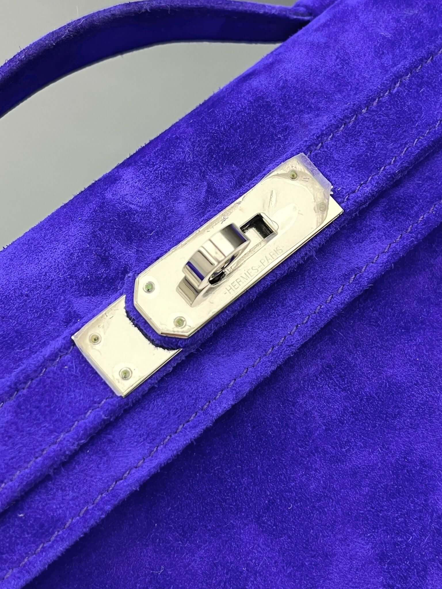 Hermès Kelly Cut Clutch Pochette Doblis Electric Blue Suede – 2022, U Stamp