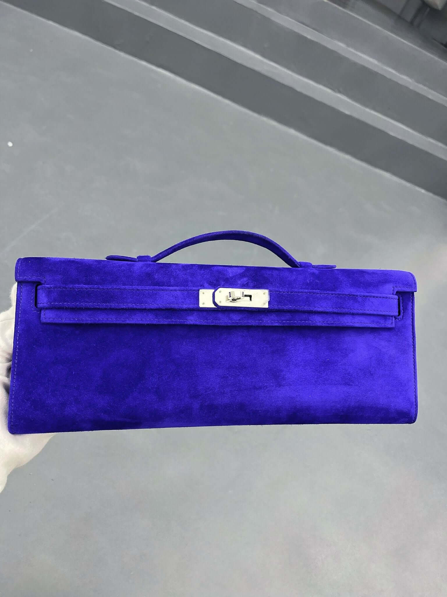 Hermès Kelly Cut Clutch Pochette Doblis Electric Blue Suede – 2022, U Stamp