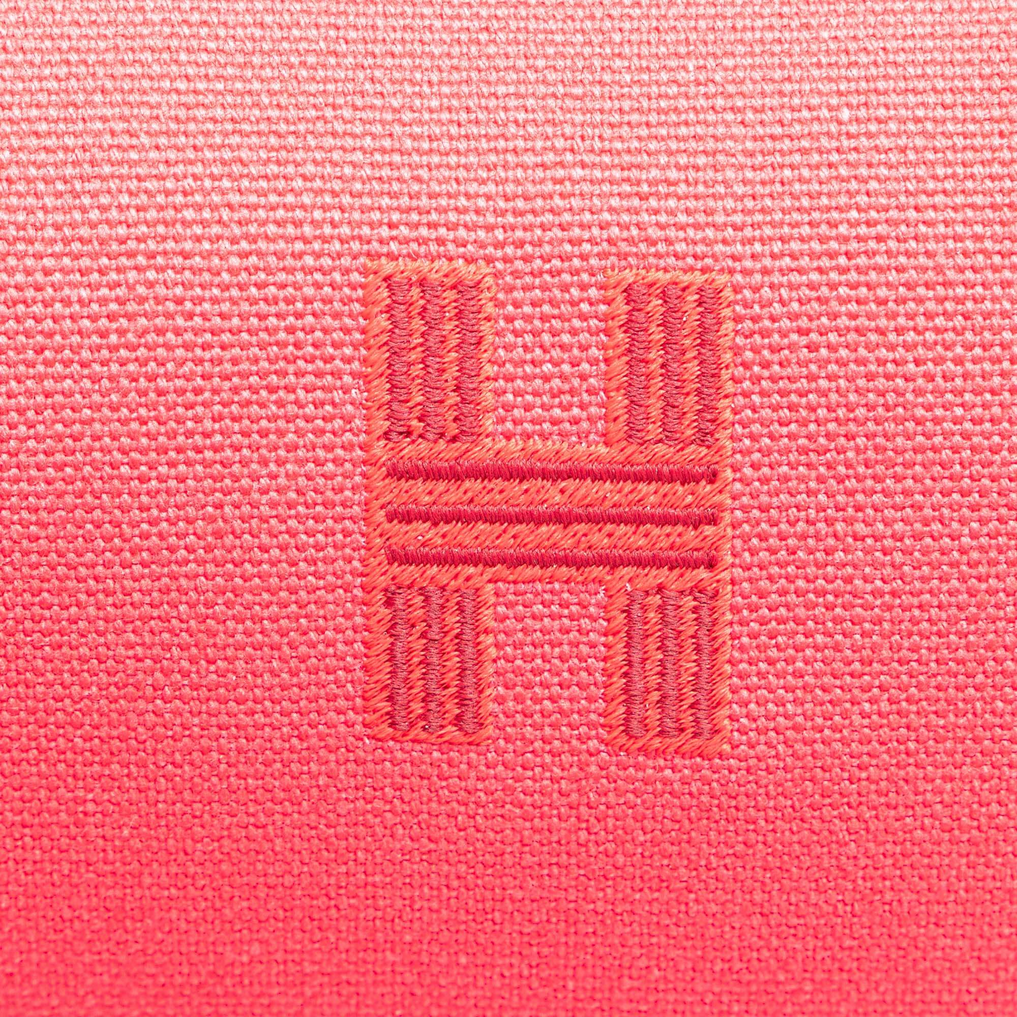 Pre-loved Hermès Small Bride-A-Brac pink canvas pouch with handle and zipper
